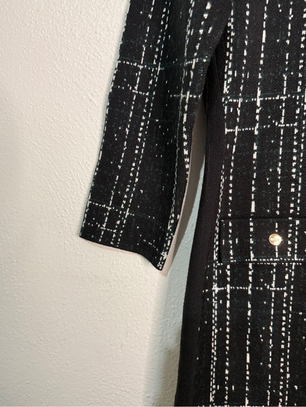DKNY Black Plaid Knit Sheath Dress. Sz M. NWT. - Picture 5 of 12